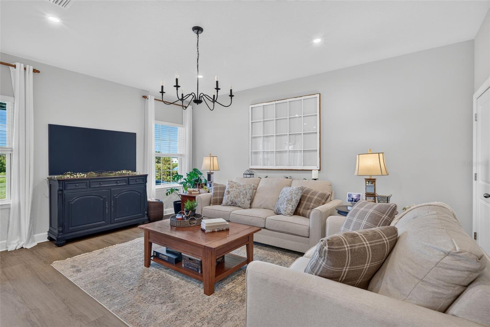 14076 CRIMSON AVE — photo 4