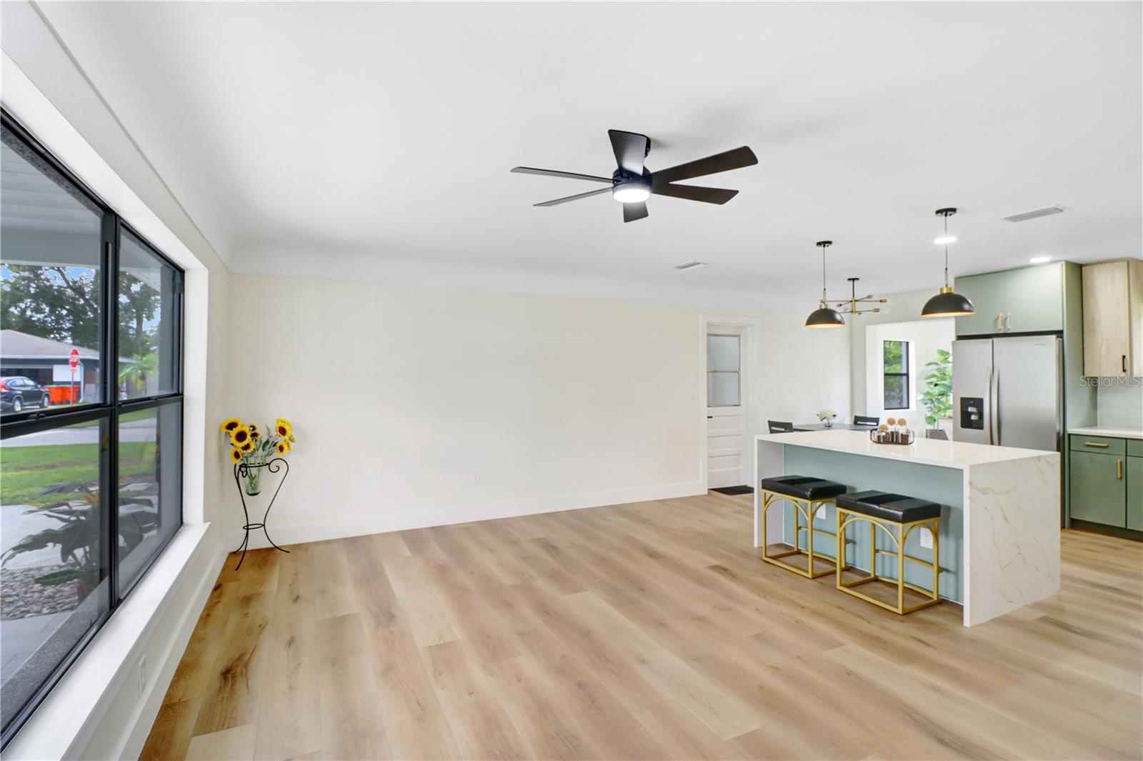 1800 CARDINAL DR — photo 12