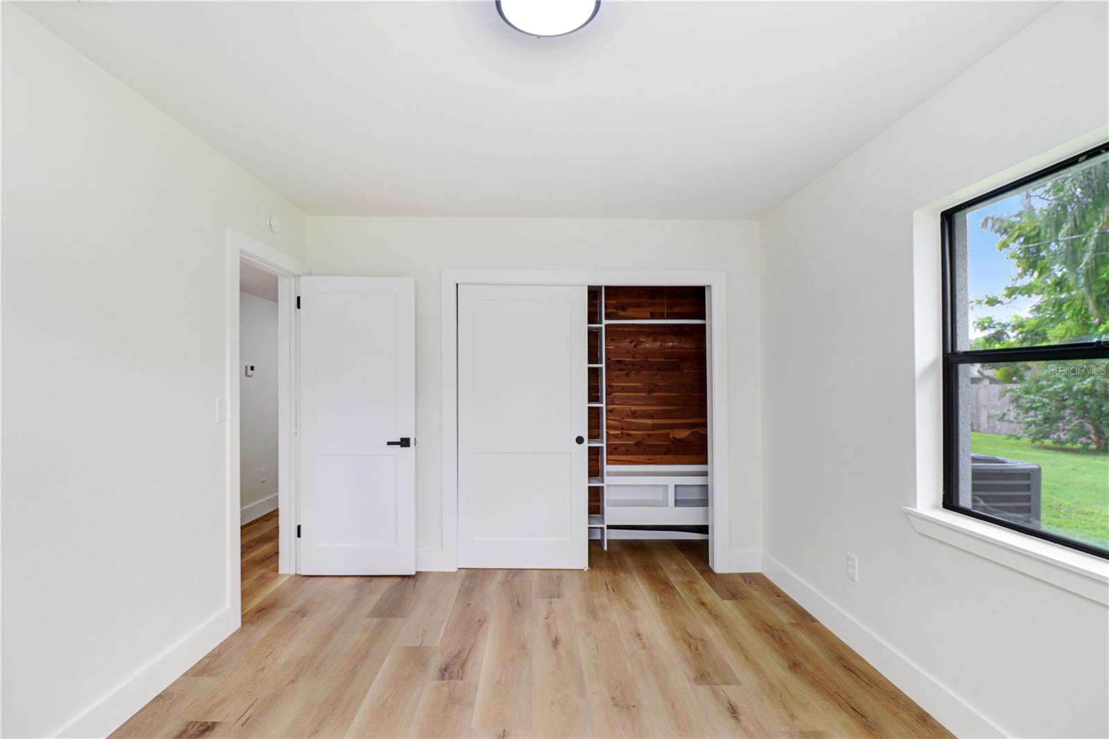 1800 CARDINAL DR — photo 23