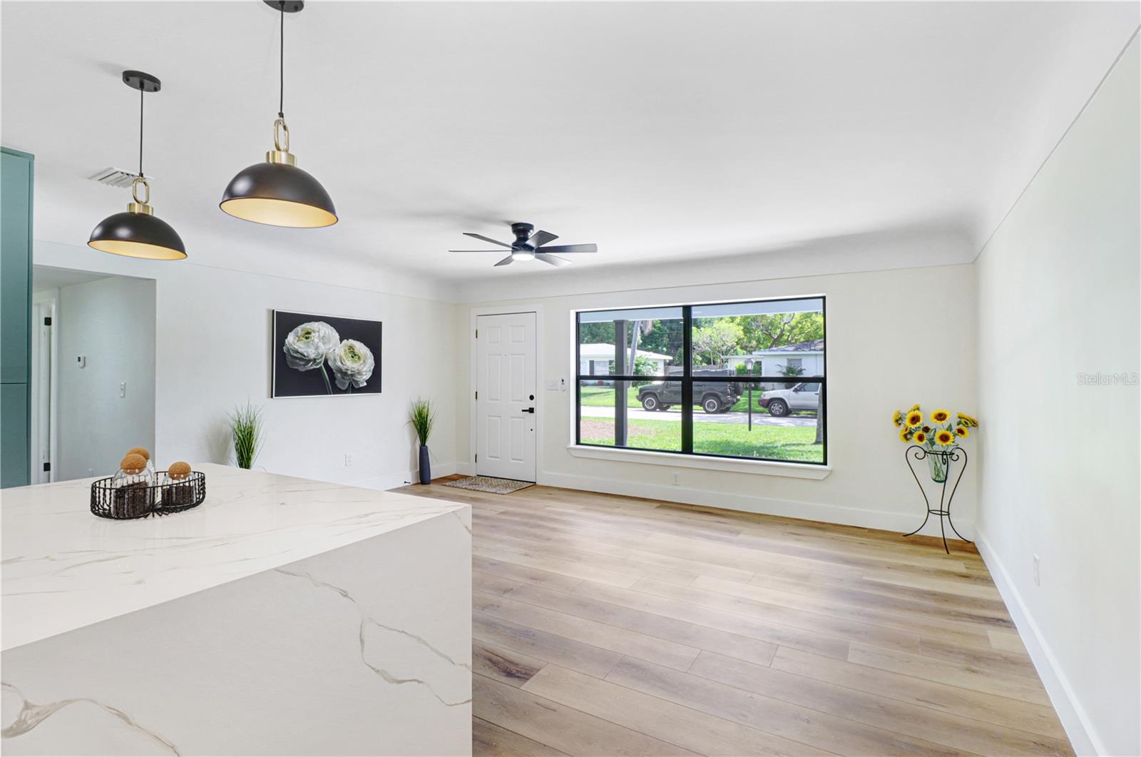 1800 CARDINAL DR — photo 4