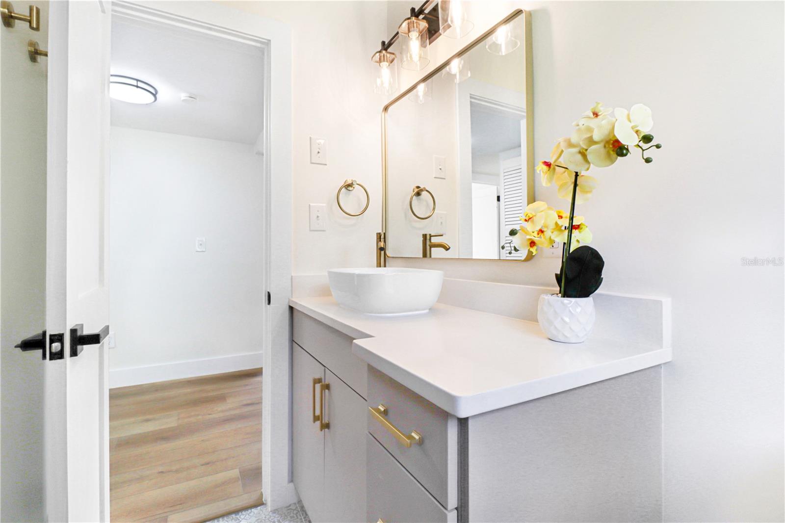 1800 CARDINAL DR — photo 27