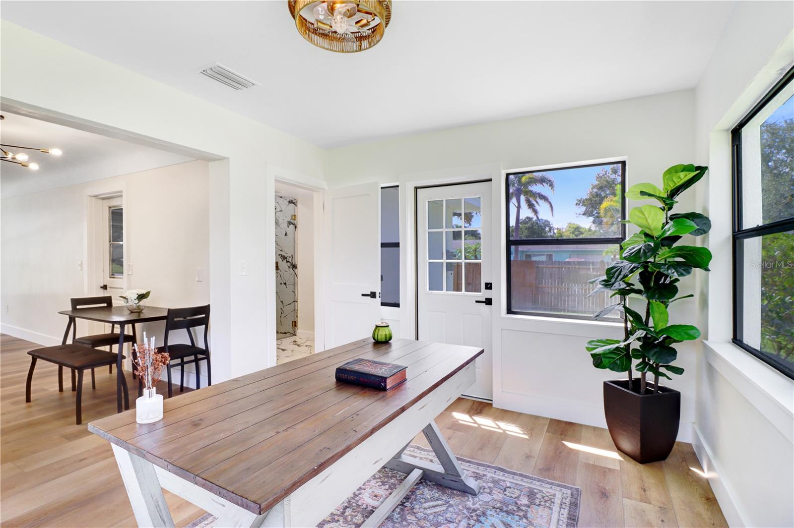 1800 CARDINAL DR — photo 15