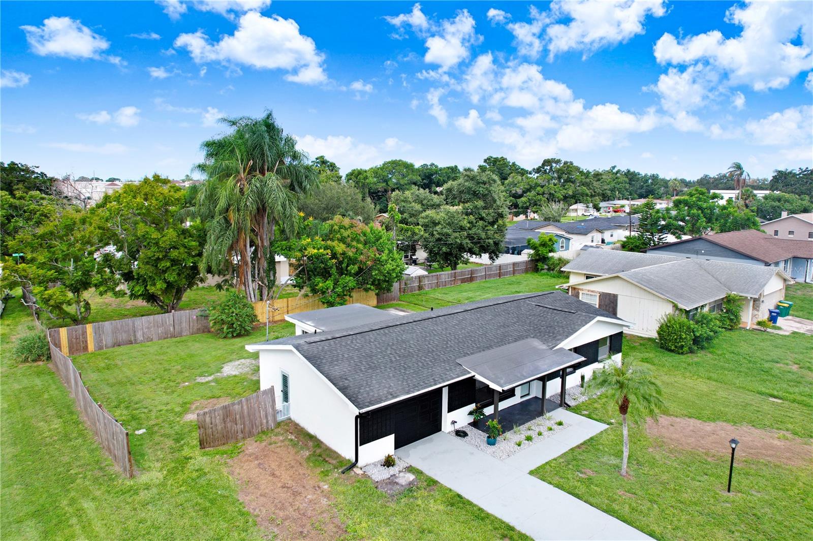 1800 CARDINAL DR — photo 40