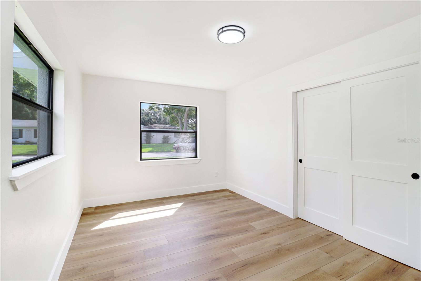 1800 CARDINAL DR — photo 19