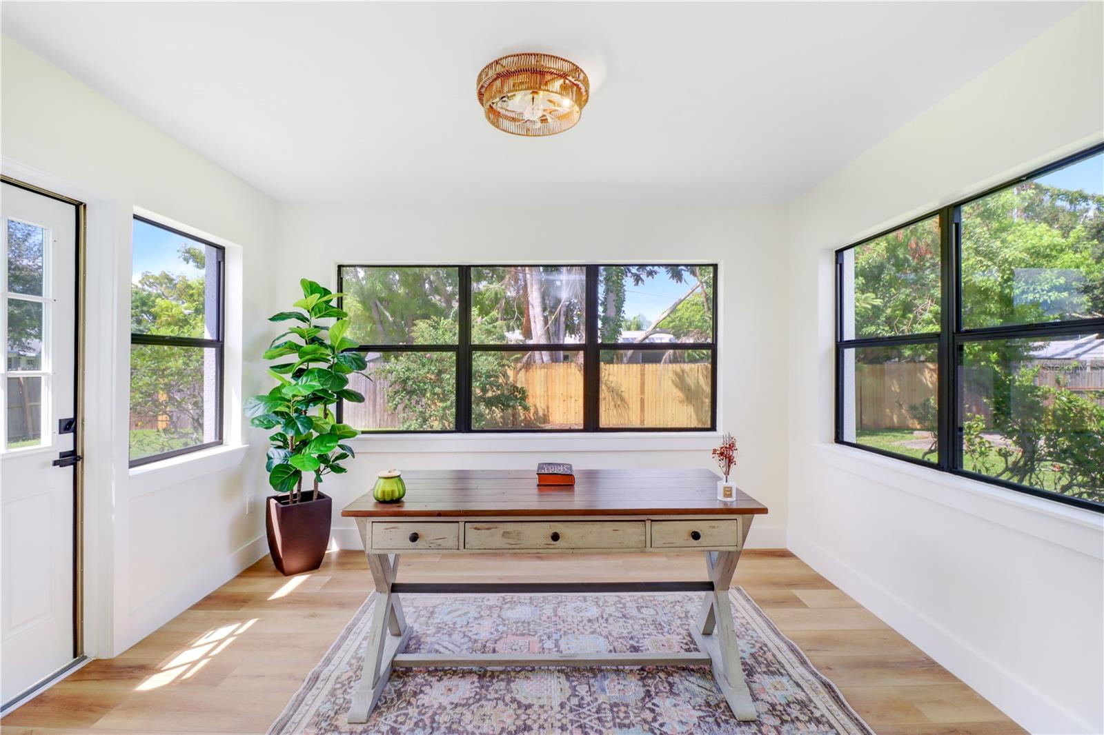 1800 CARDINAL DR — photo 14