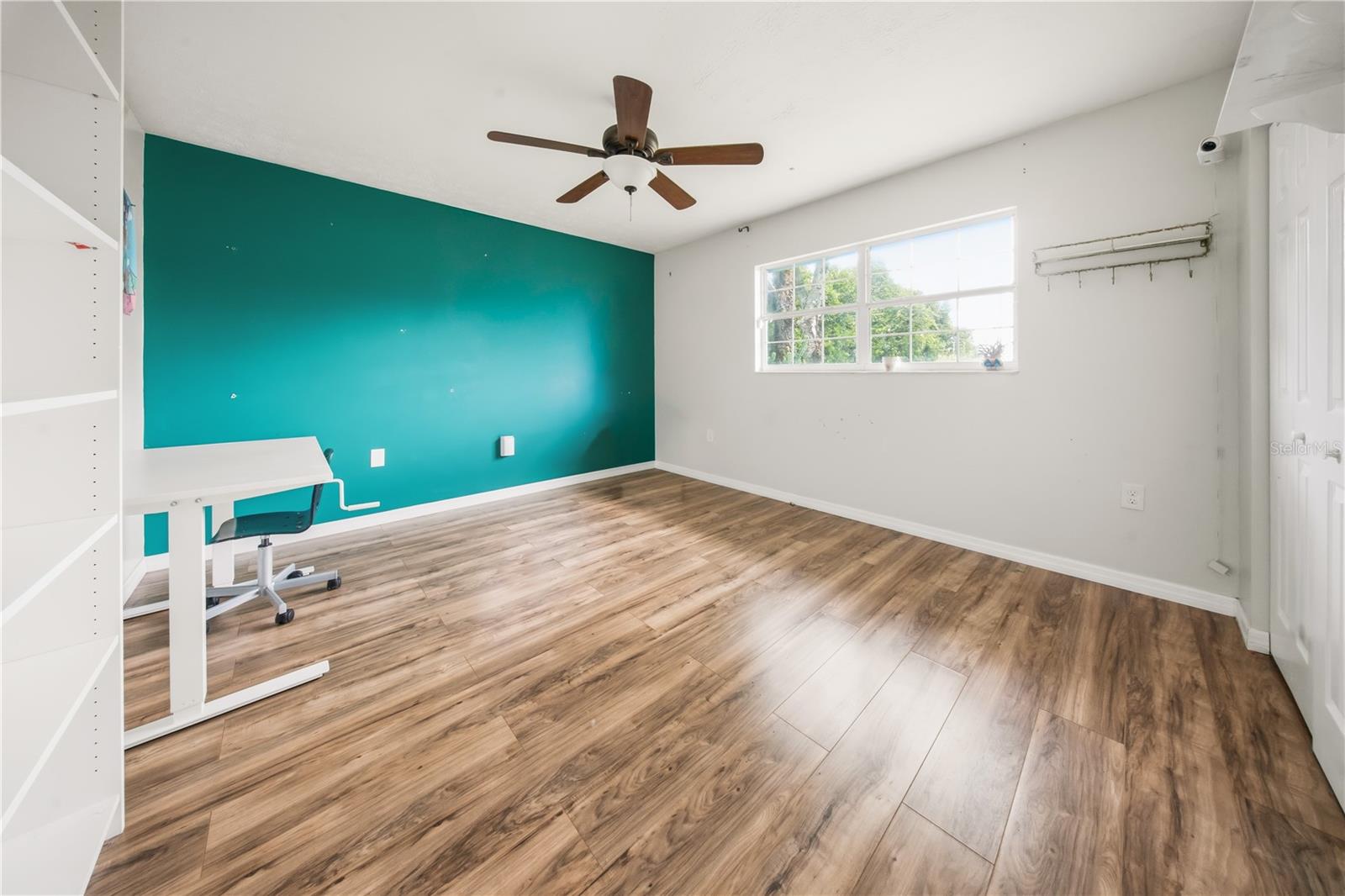 505 TIMBER LN — photo 17