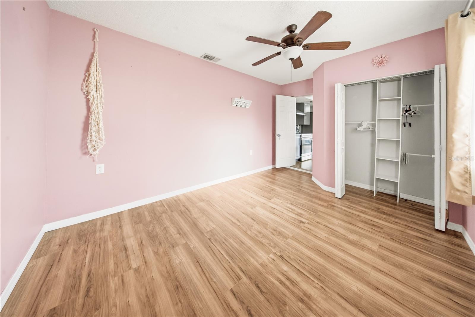 505 TIMBER LN — photo 11