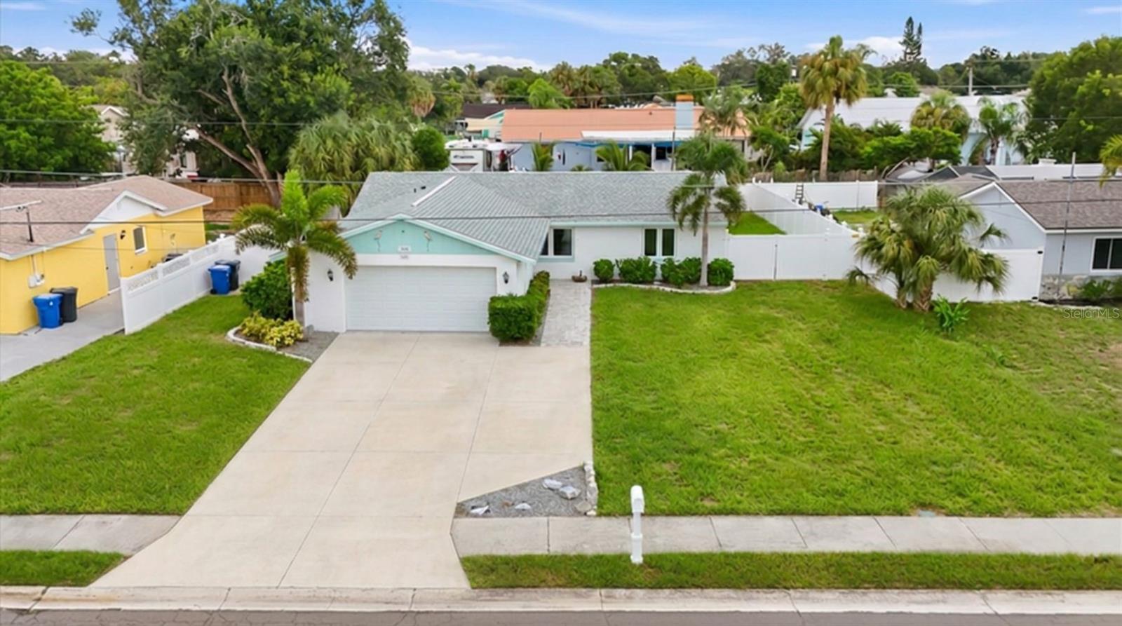 6309 FLAMINGO DR — photo 33