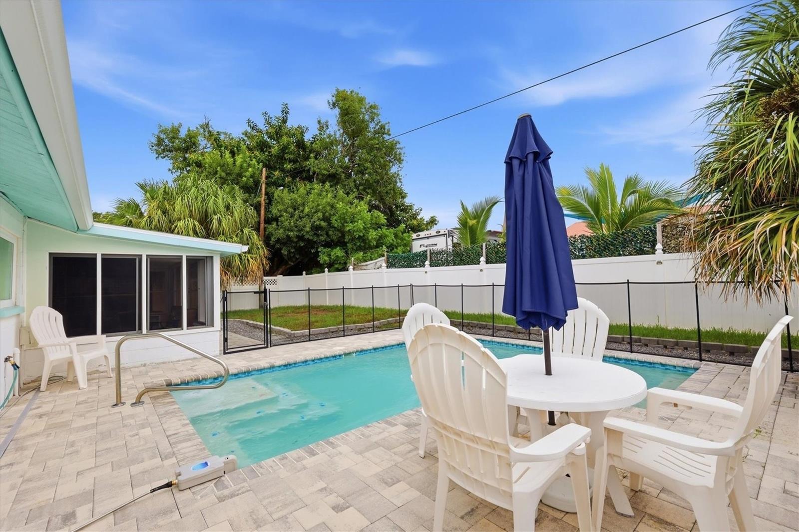 6309 FLAMINGO DR — photo 25