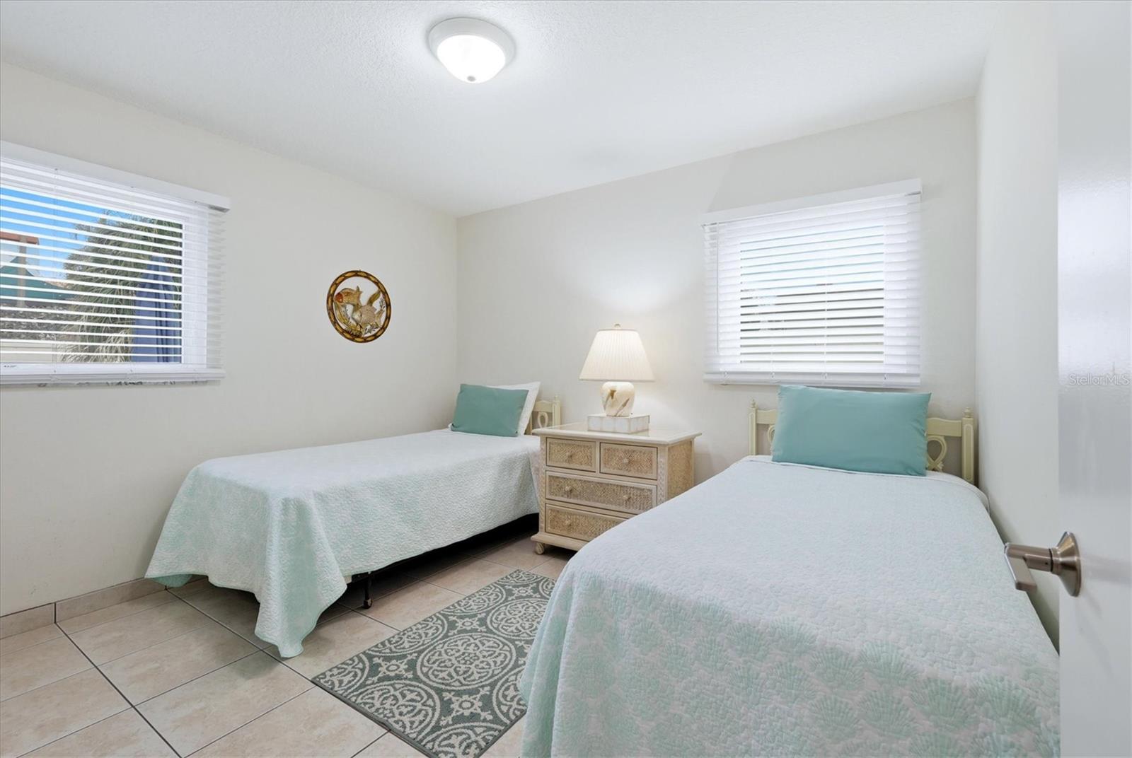 6309 FLAMINGO DR — photo 18