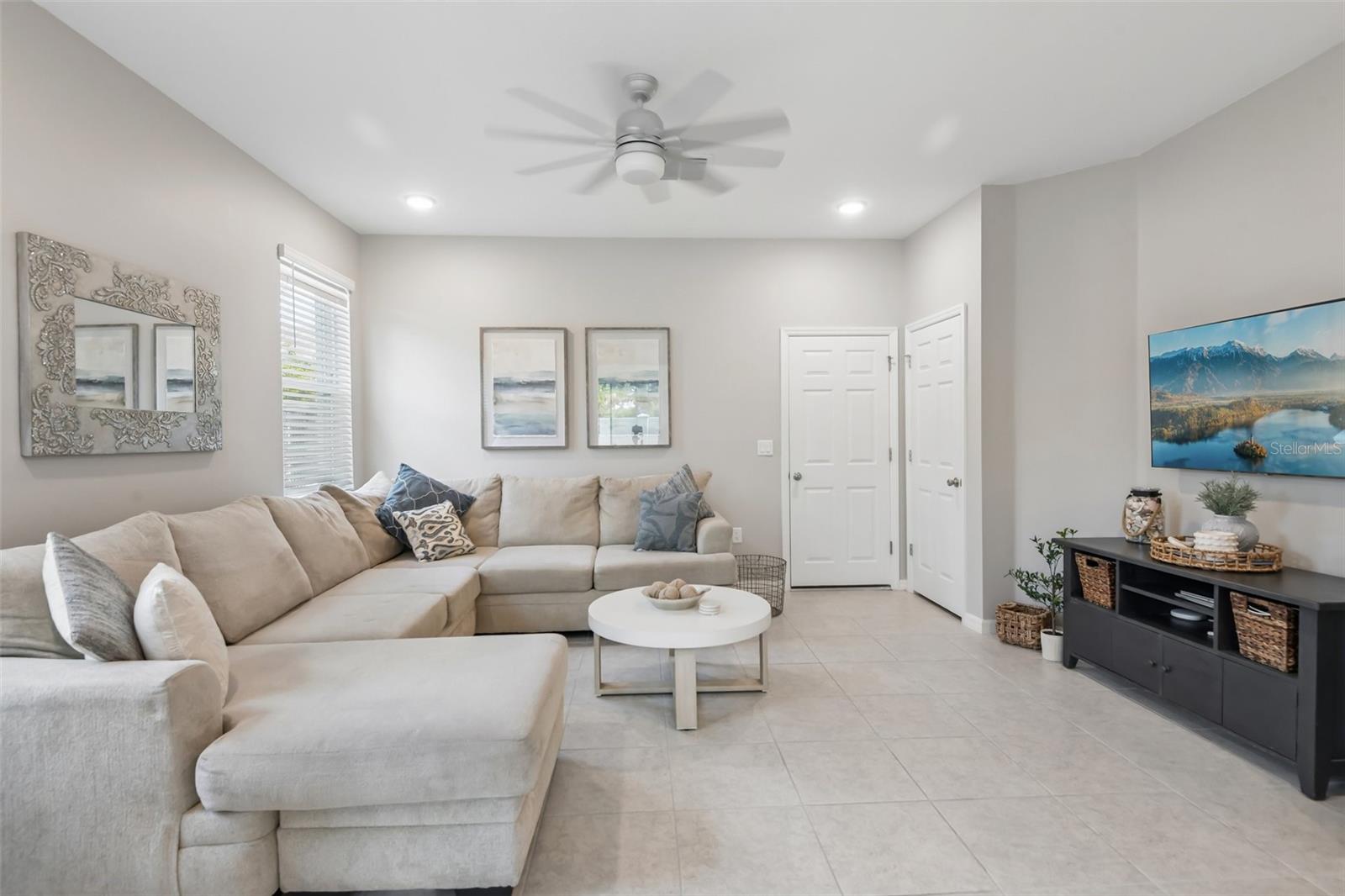 34162 ROGALLO LN — photo 3