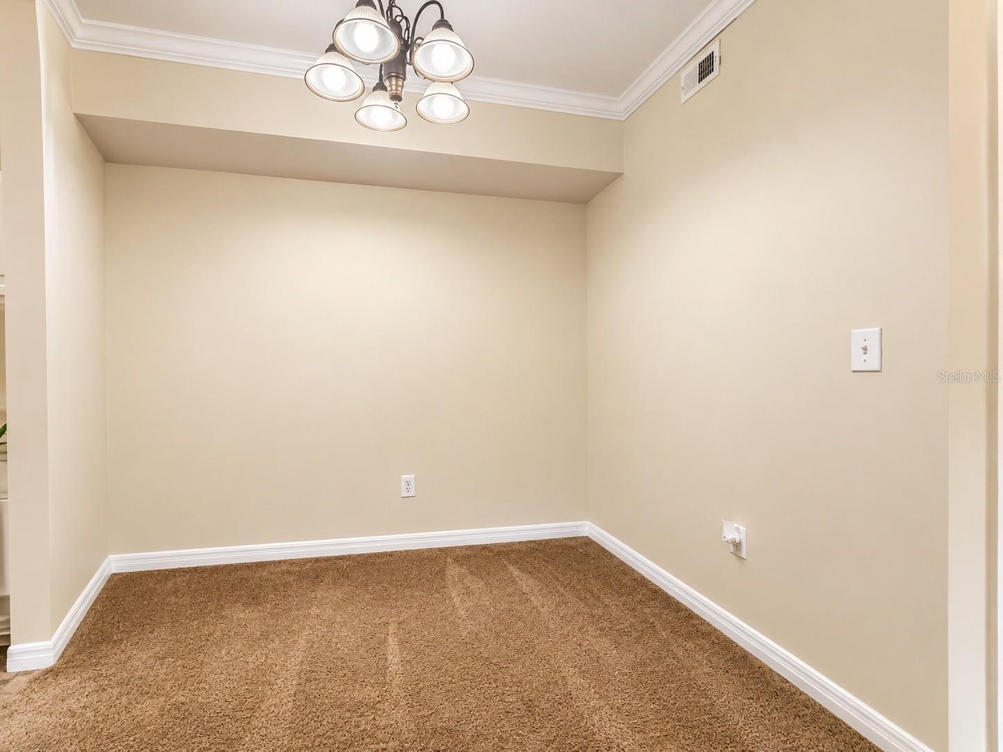 5610 PINNACLE HEIGHTS CIR #309 — photo 11