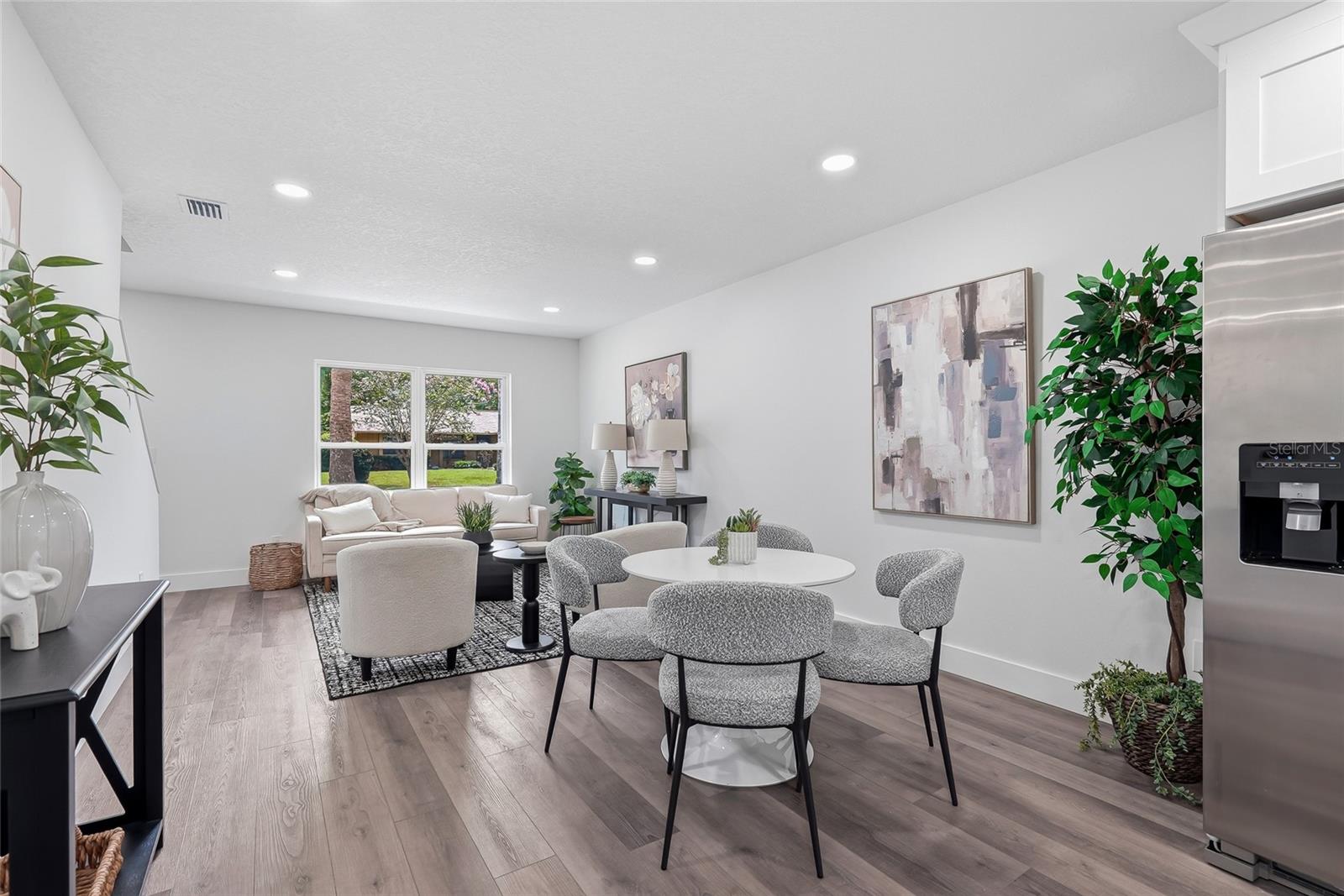15924 WINDING DR — photo 8