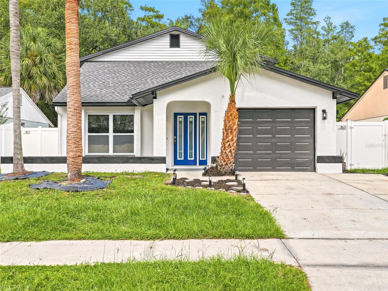15924 WINDING DR — photo 2