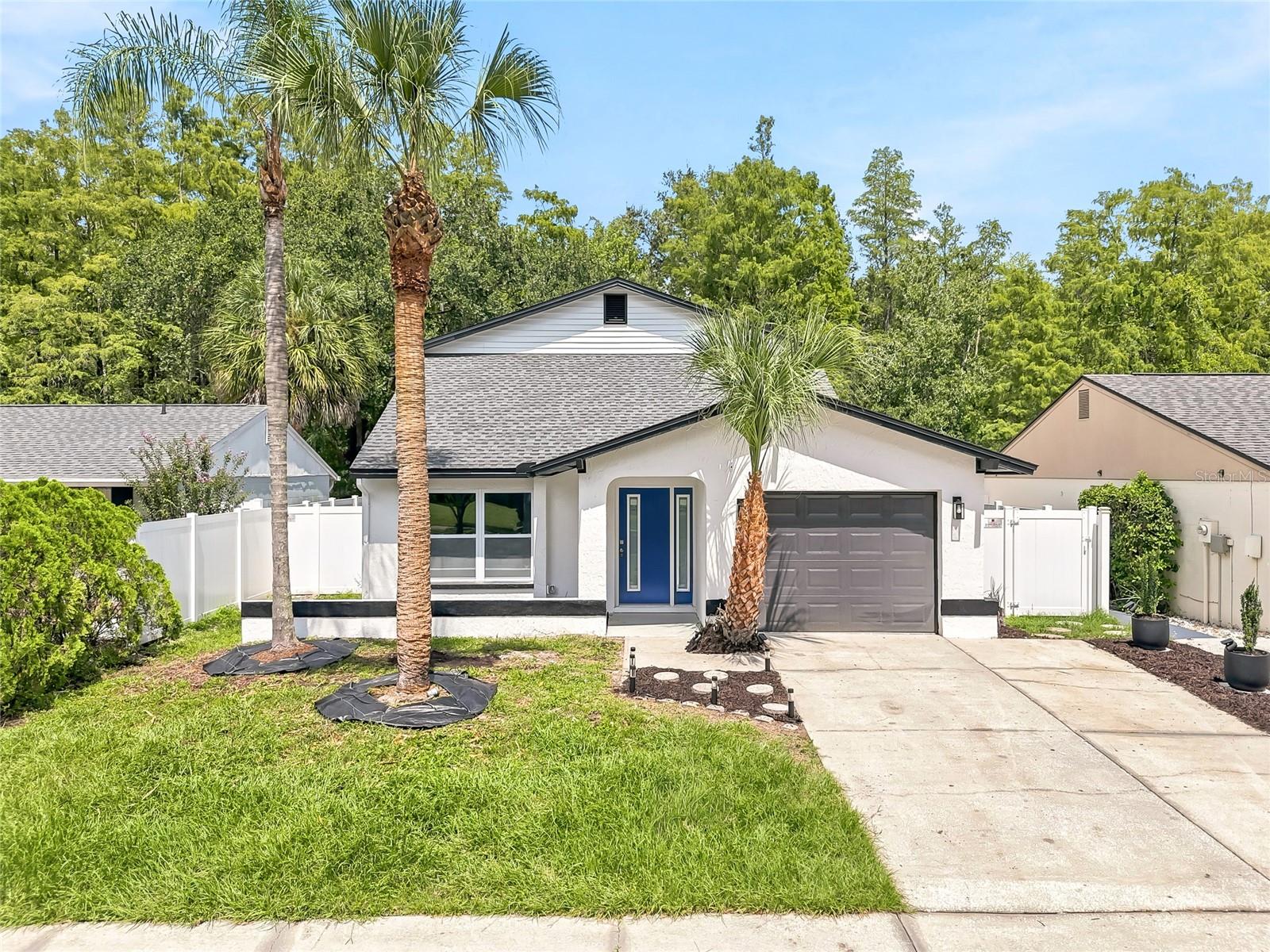 15924 WINDING DR — photo 3