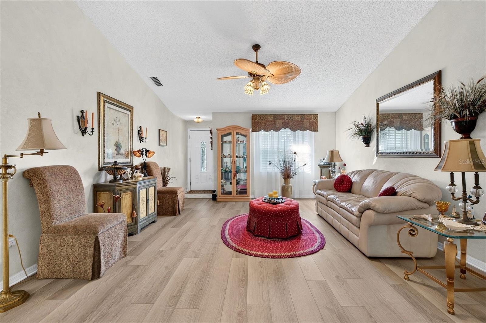 1201 OAK TRACE DR — photo 3