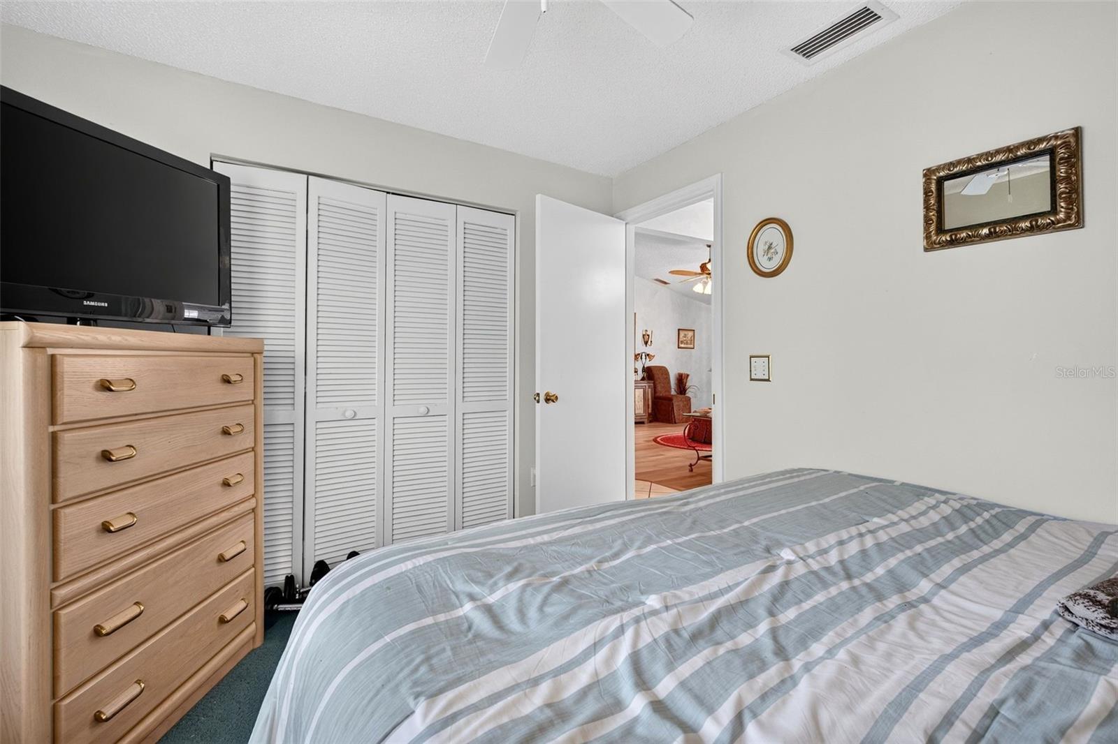 1201 OAK TRACE DR — photo 16