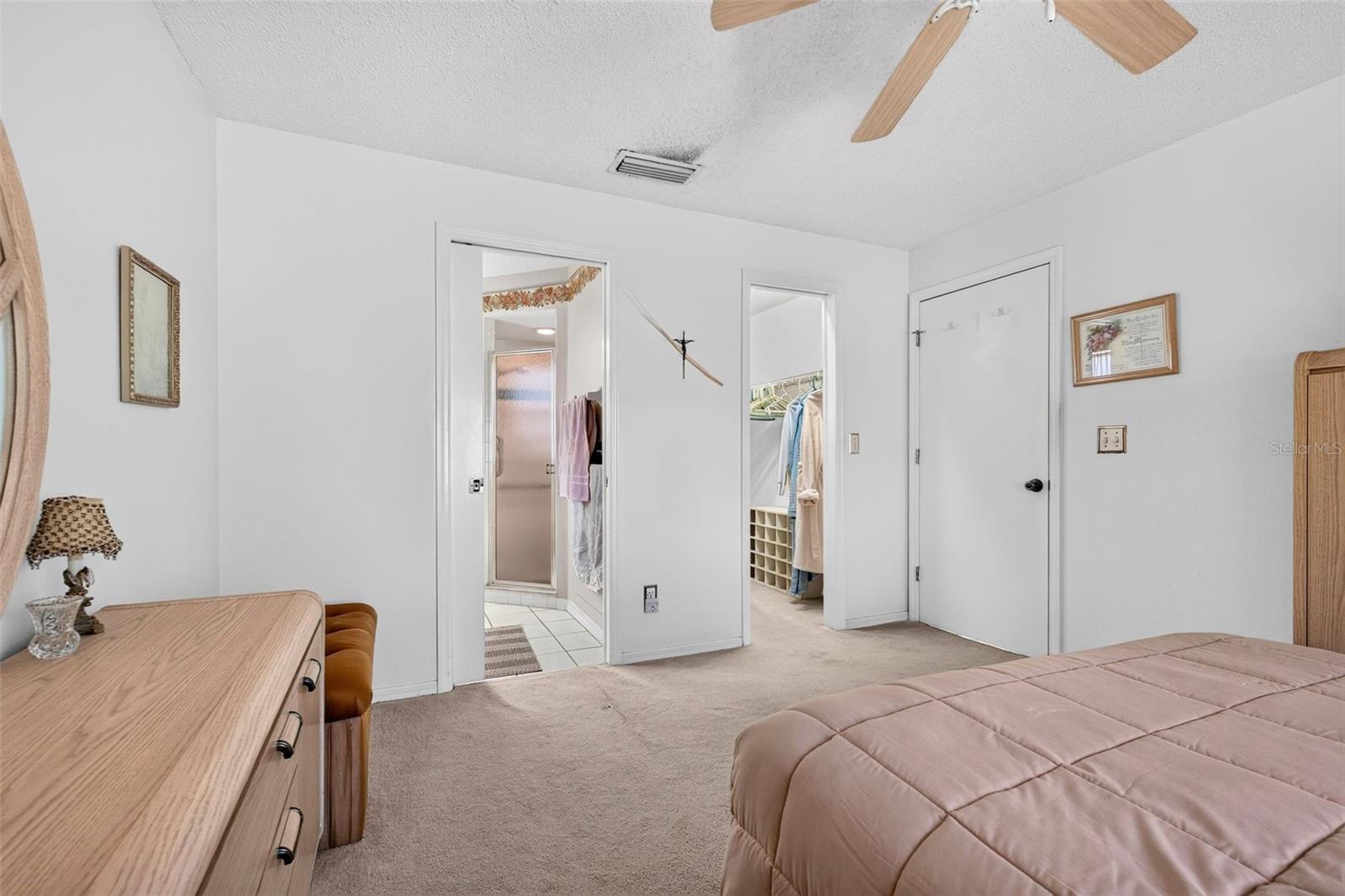 1201 OAK TRACE DR — photo 13