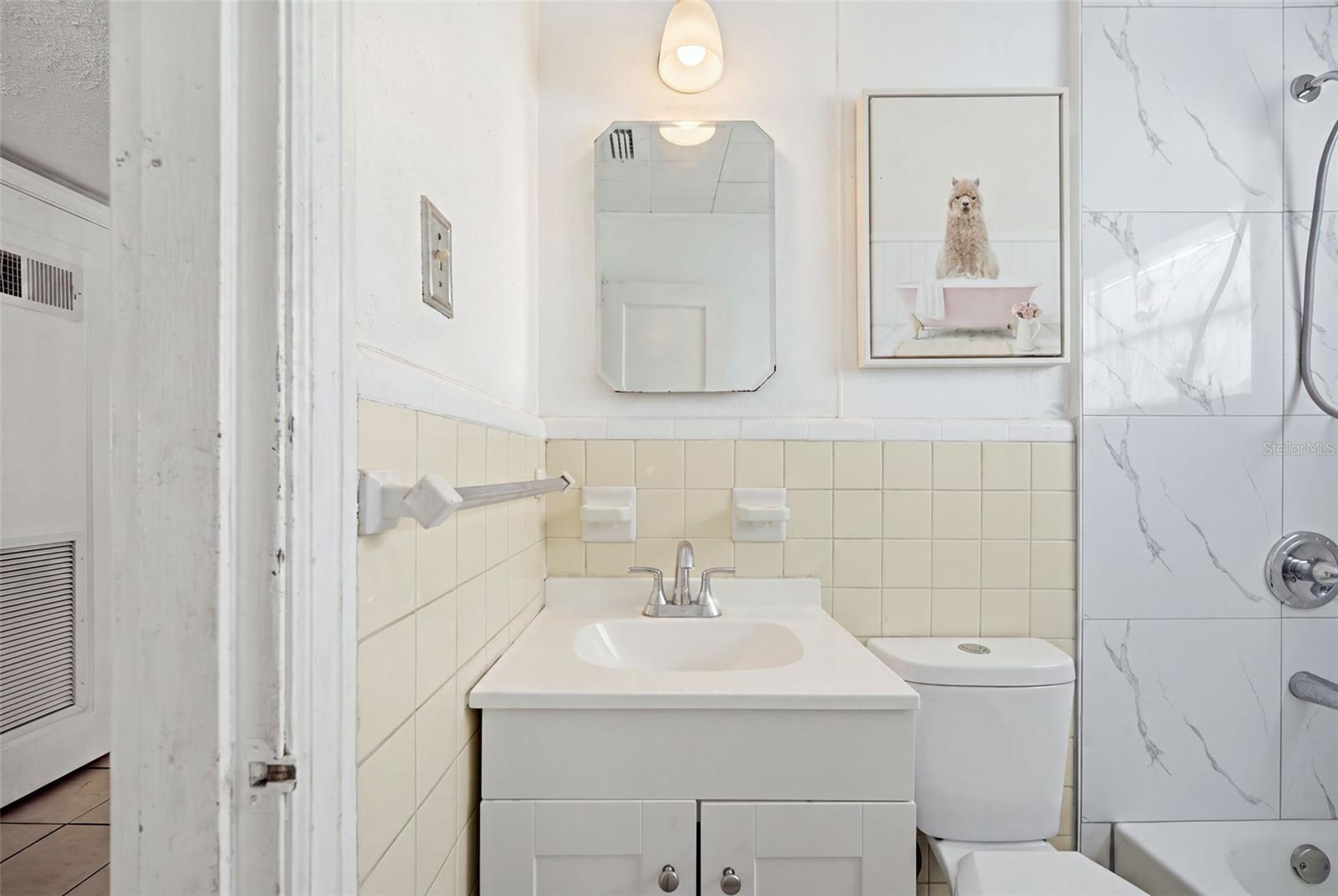 4003 W EUCLID AVE — photo 16