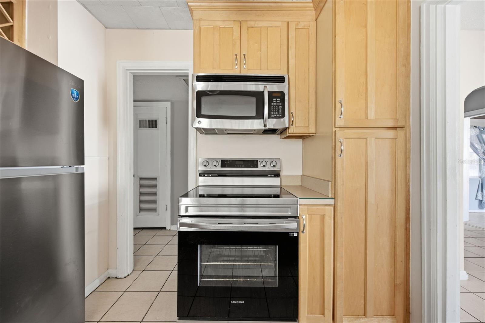 4003 W EUCLID AVE — photo 9