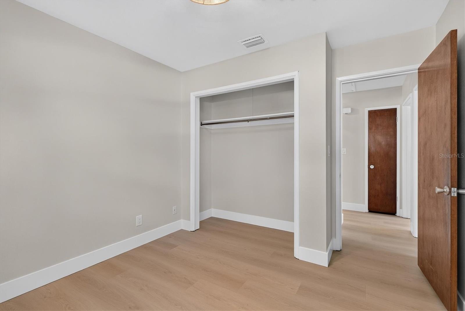 5305 E 98TH AVE — photo 29