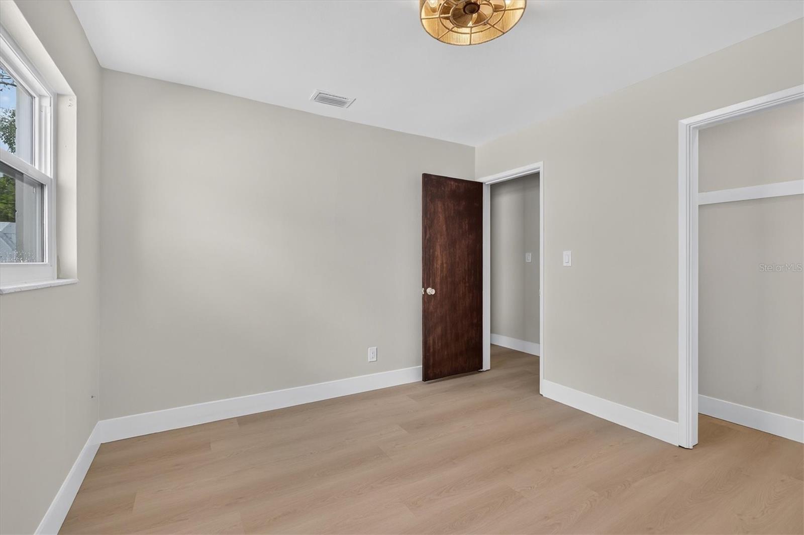 5305 E 98TH AVE — photo 24