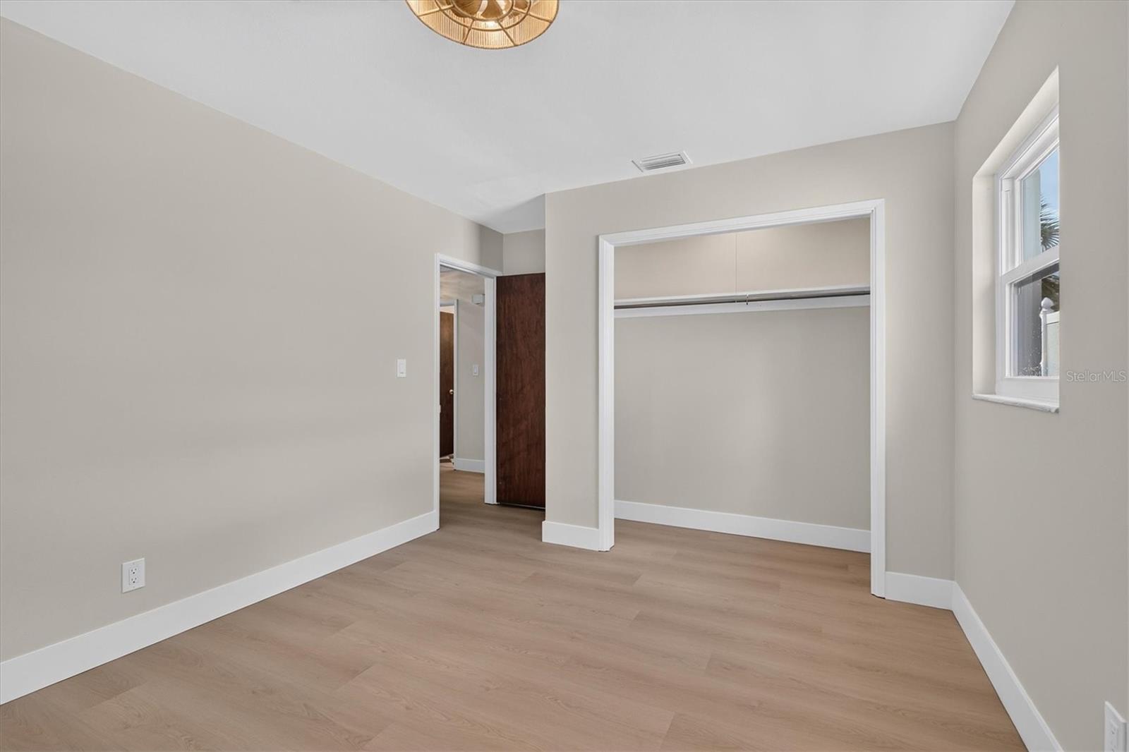 5305 E 98TH AVE — photo 31
