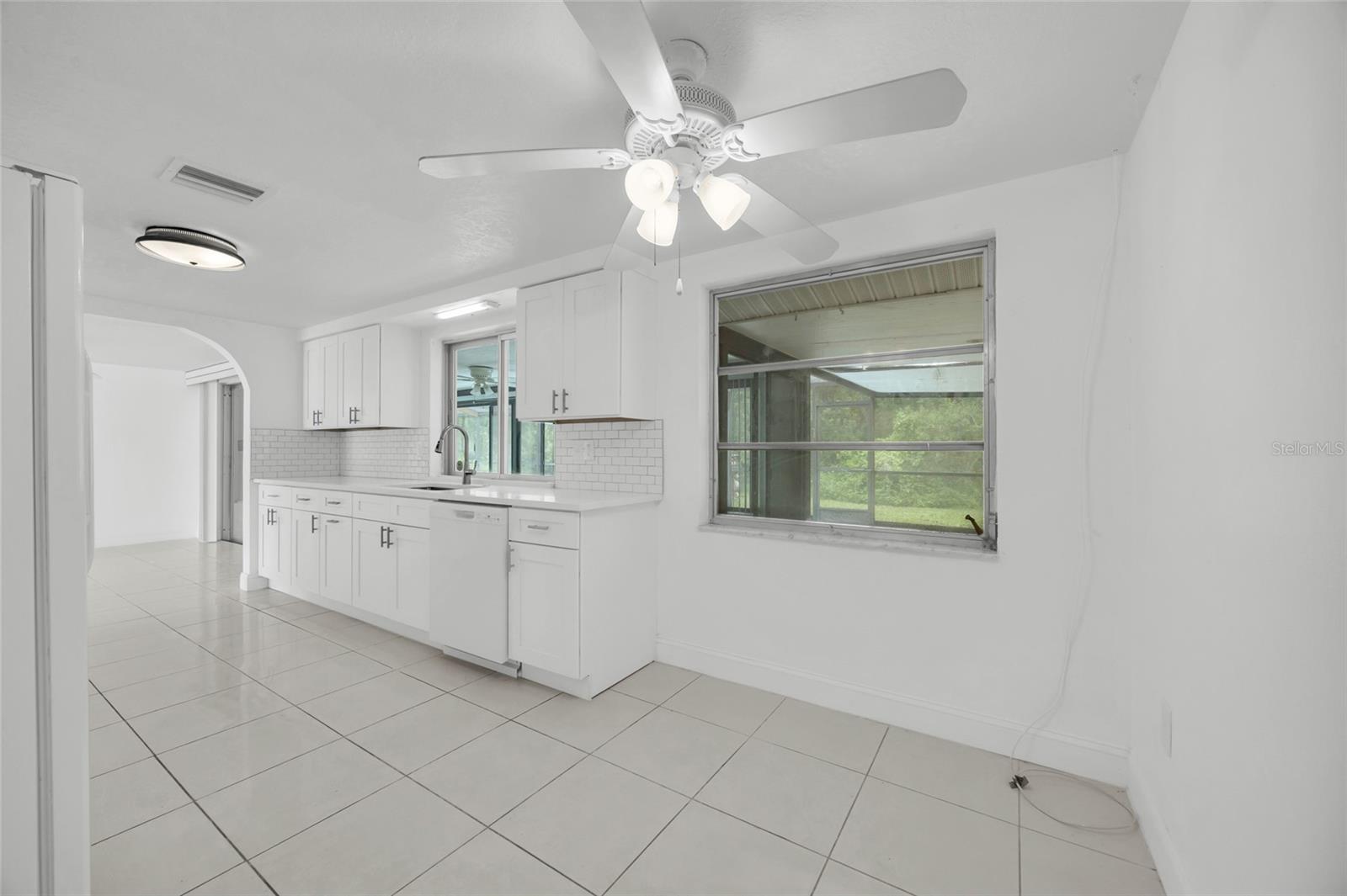 4618 CORNER CT — photo 18