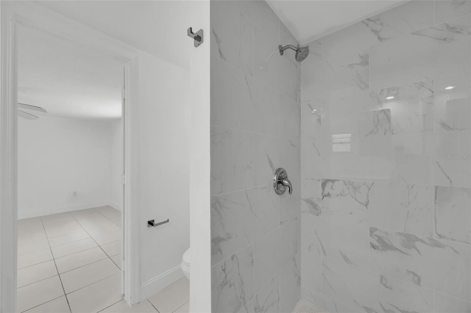 4618 CORNER CT — photo 28