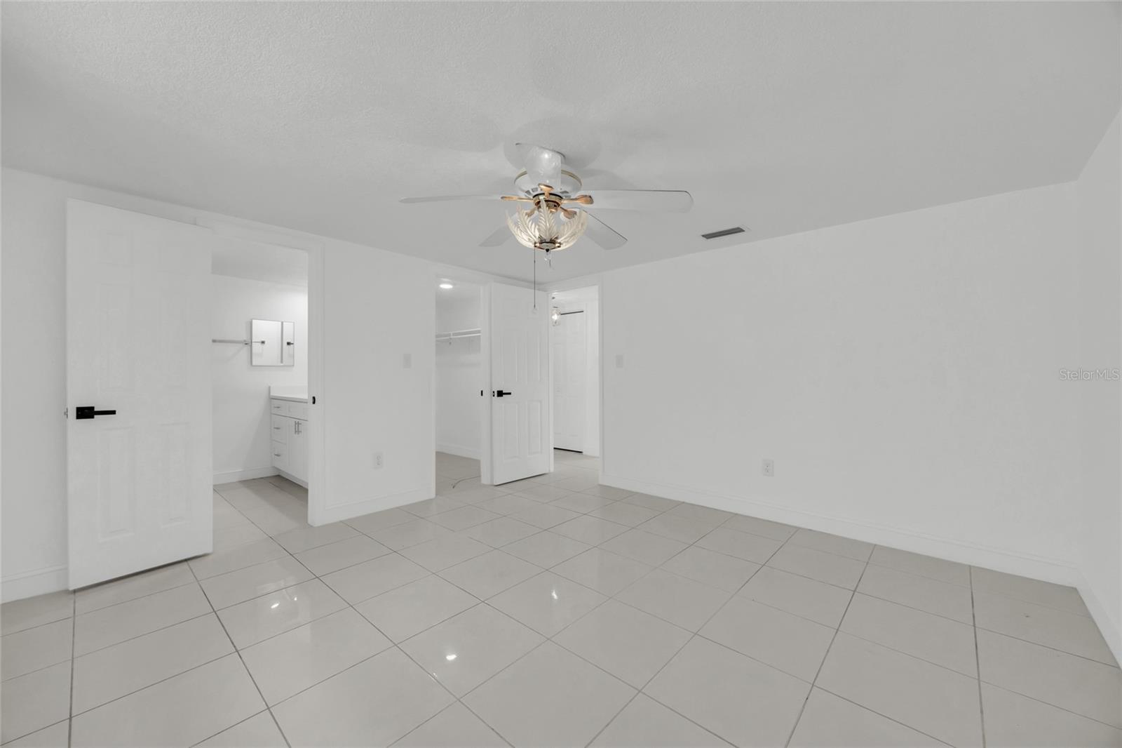 4618 CORNER CT — photo 26
