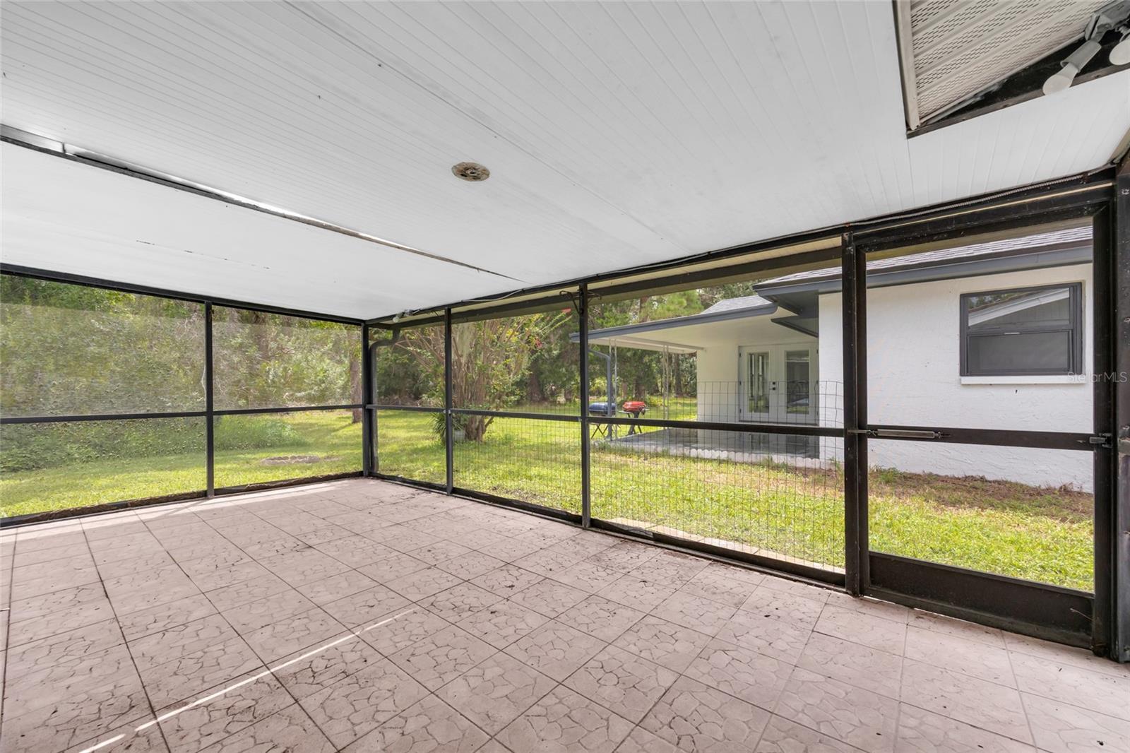 4618 CORNER CT — photo 24