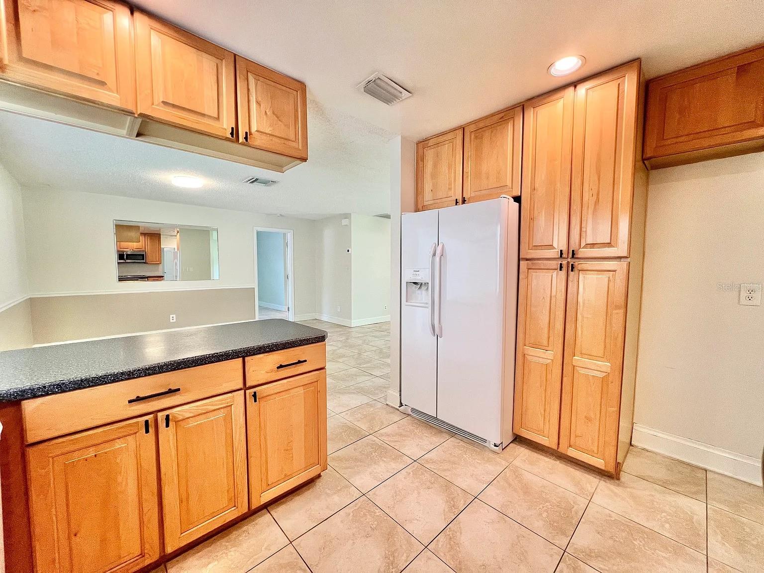 105 N BAY HILLS BLVD — photo 10