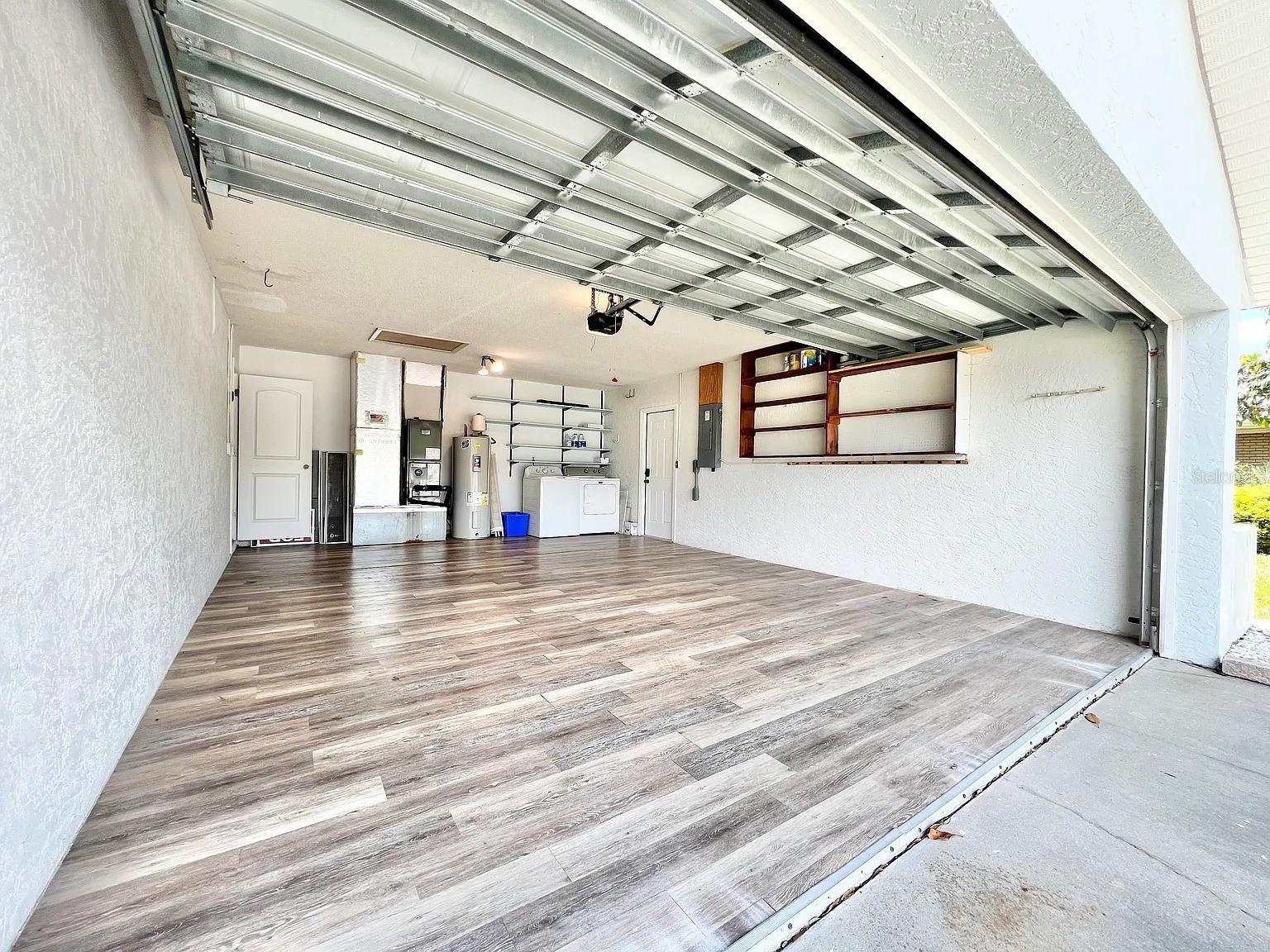 105 N BAY HILLS BLVD — photo 22