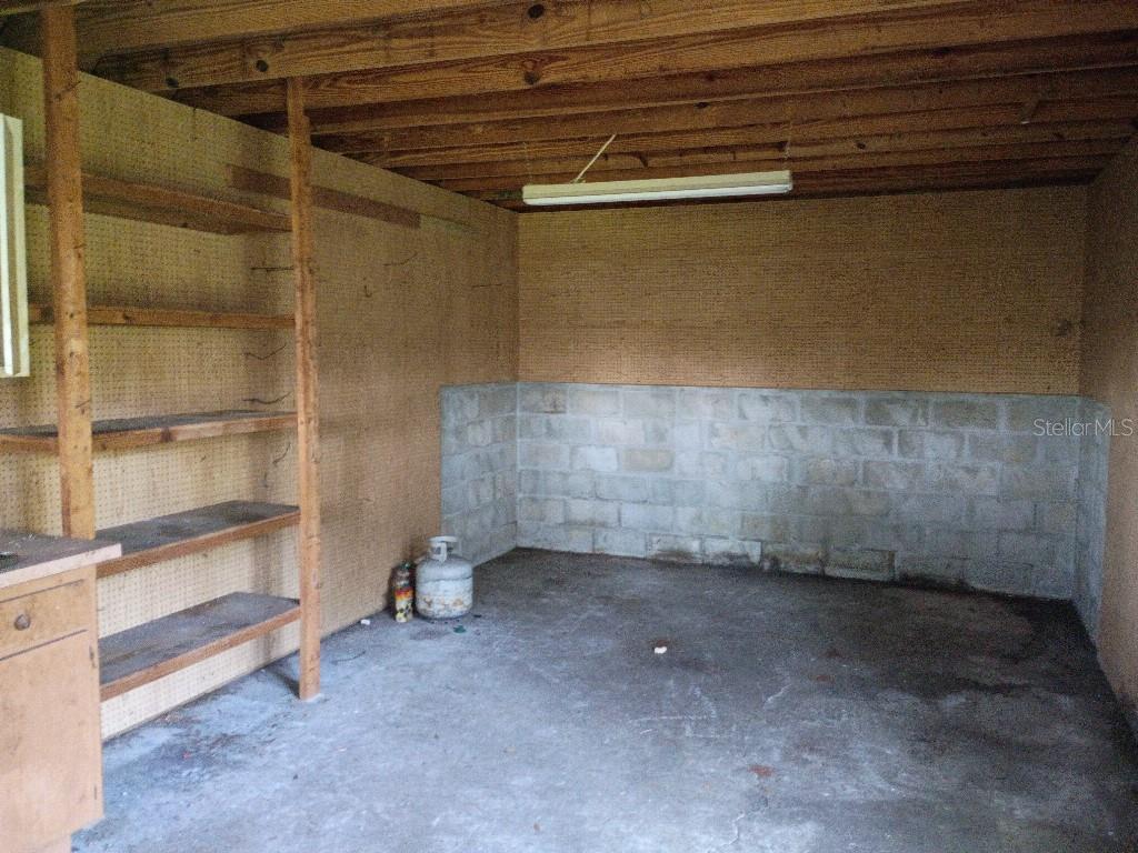 9302 W NORFOLK ST — photo 34