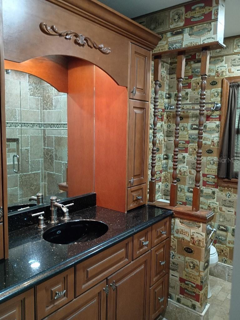 9302 W NORFOLK ST — photo 25