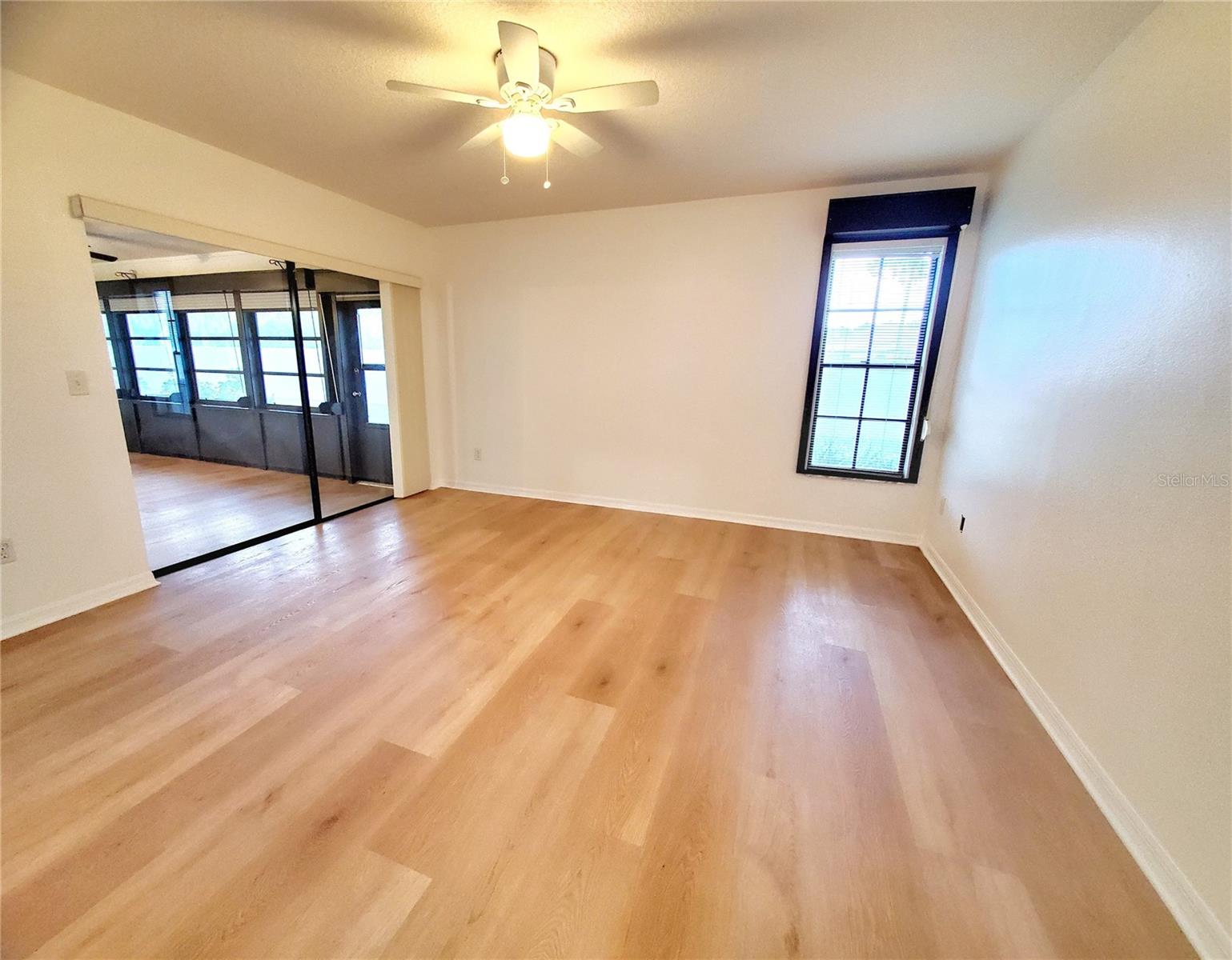 2053 VILLA TER — photo 17