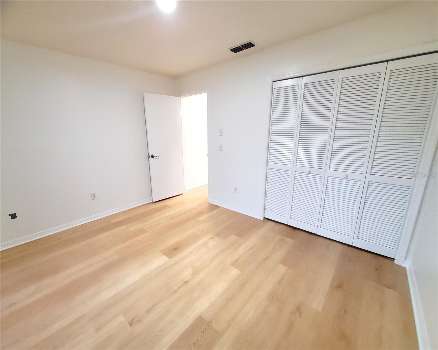 2053 VILLA TER — photo 29