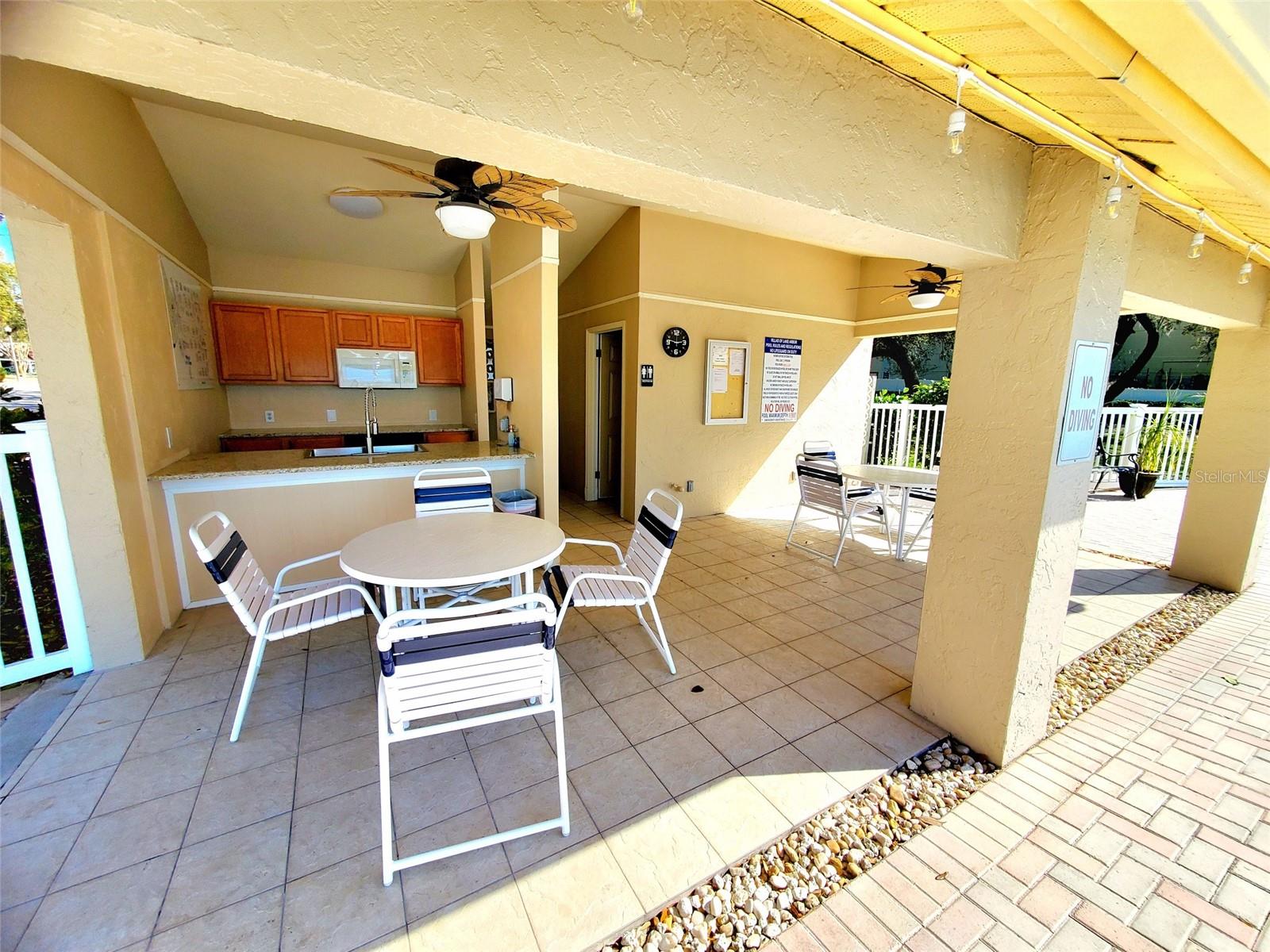 2053 VILLA TER — photo 34