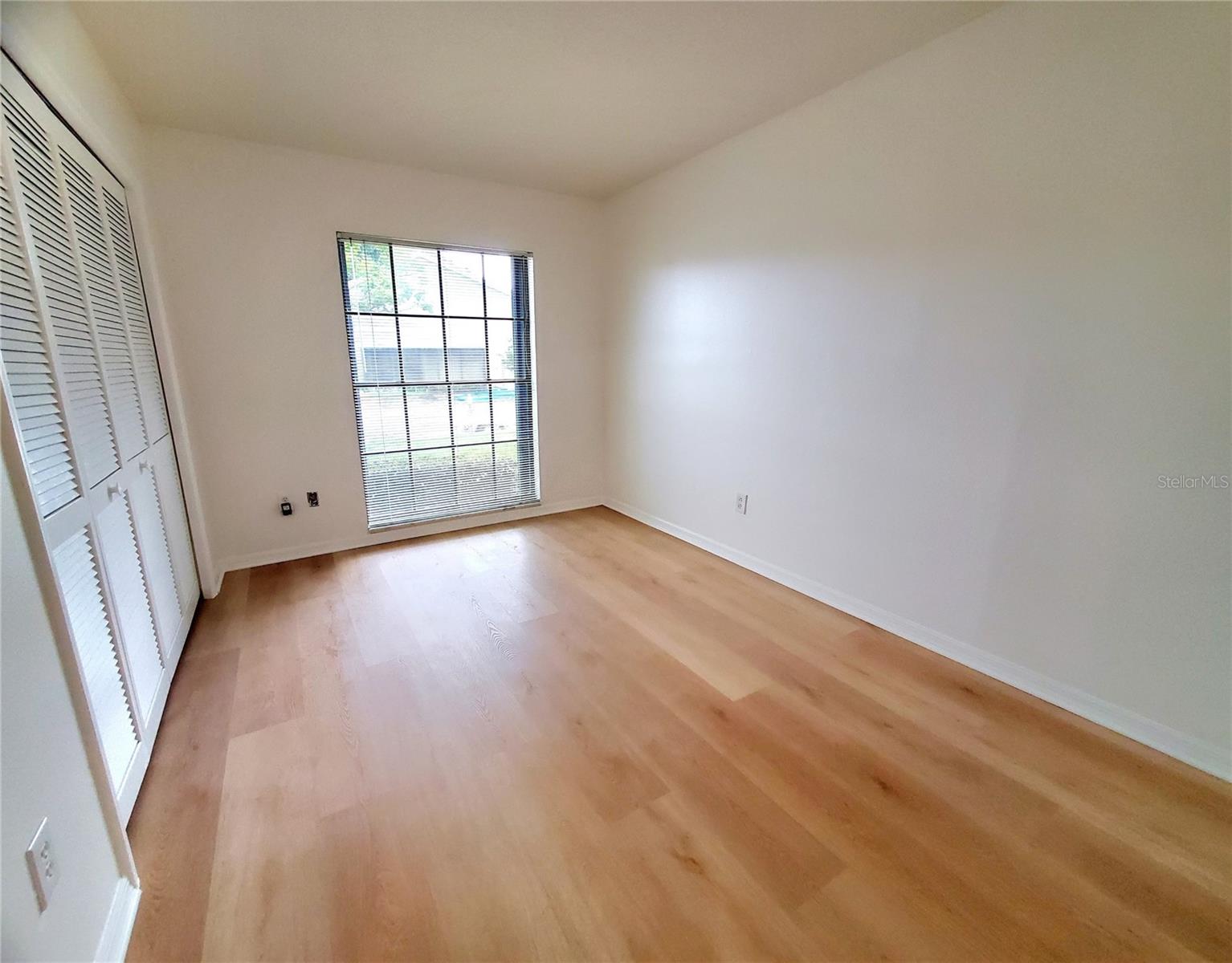 2053 VILLA TER — photo 23