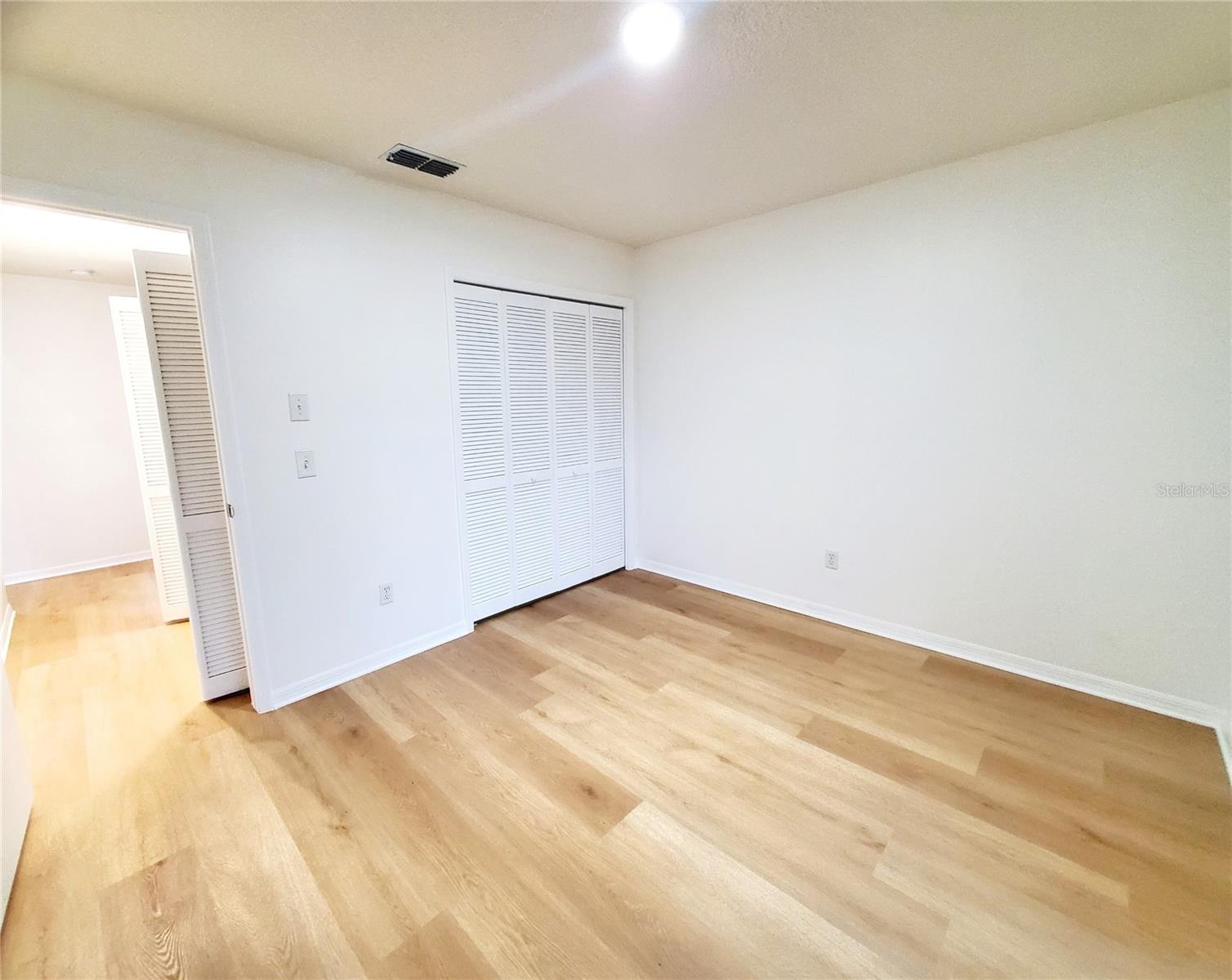 2053 VILLA TER — photo 28