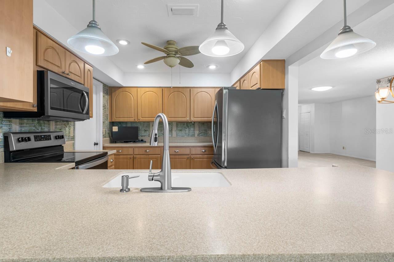 1001 ARDMORE WAY — photo 16