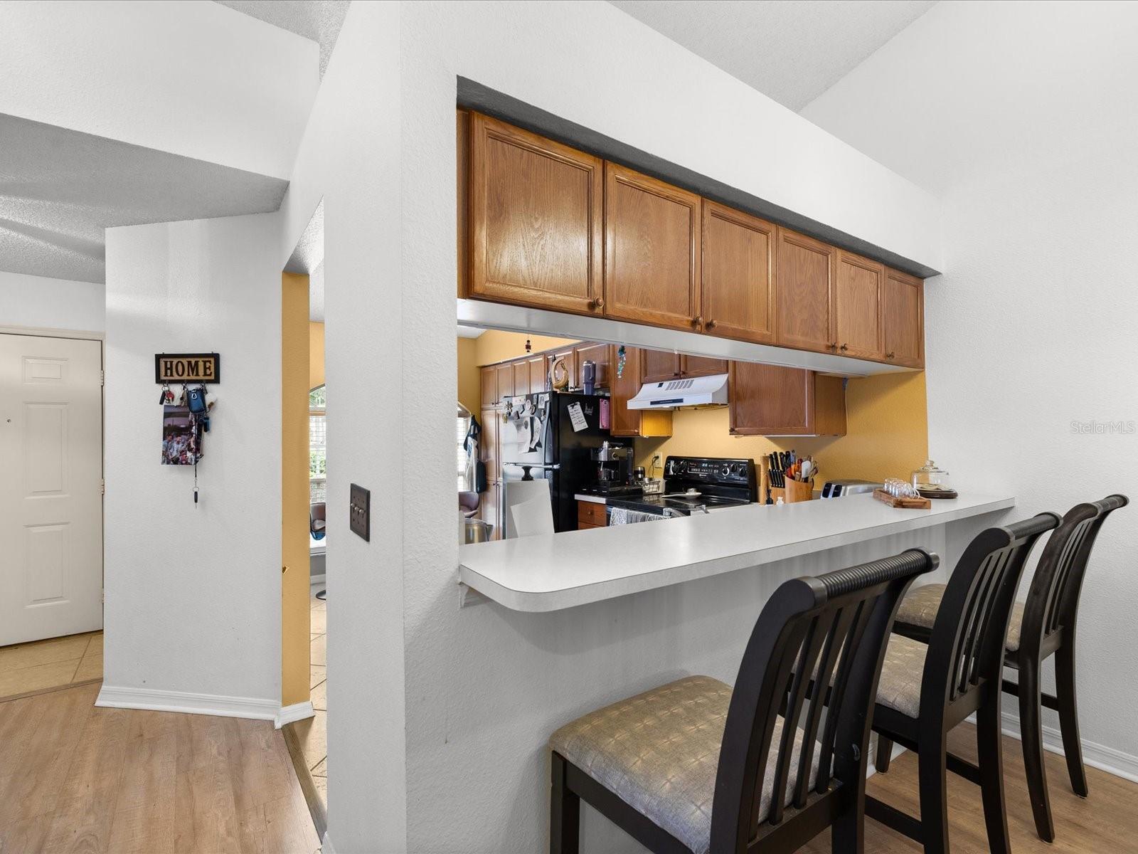 2538 W BROOK LN — photo 9