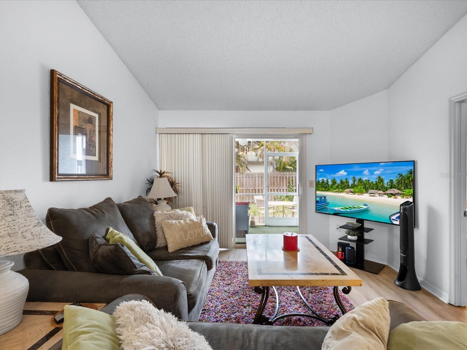2538 W BROOK LN — photo 3