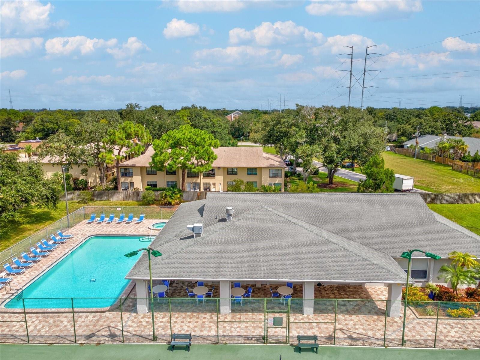 2538 W BROOK LN — photo 33