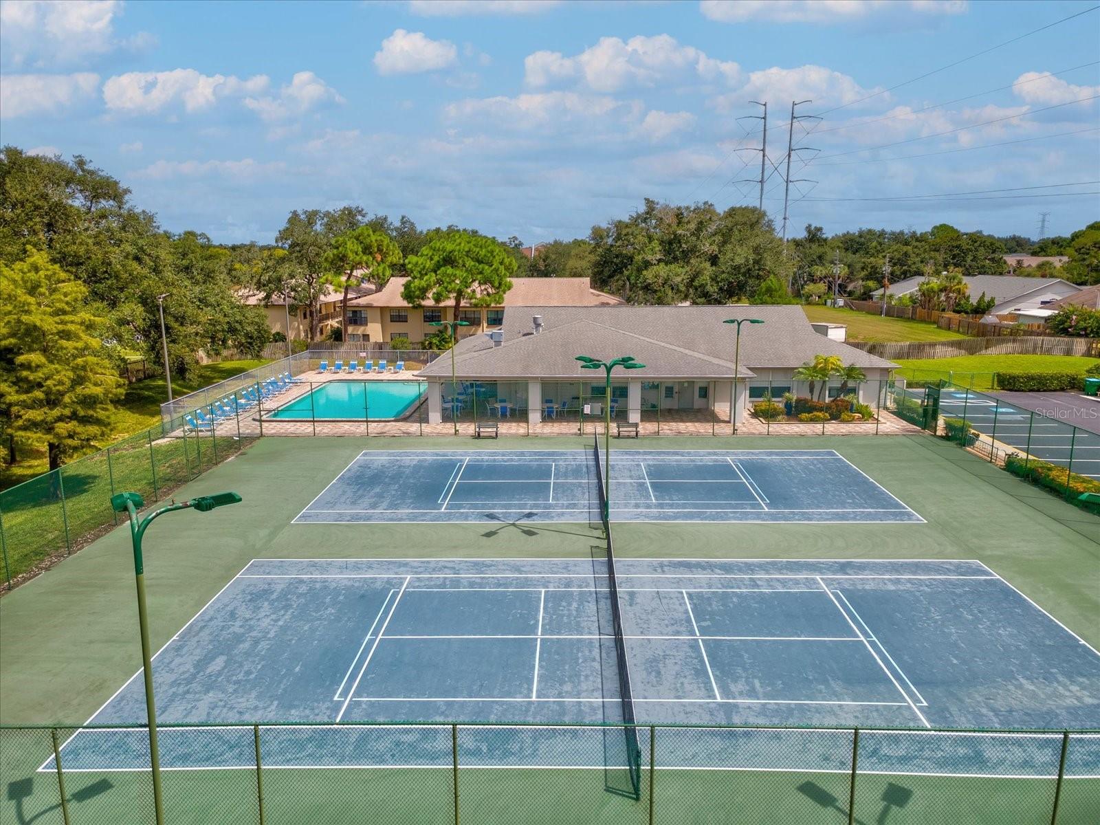 2538 W BROOK LN — photo 31