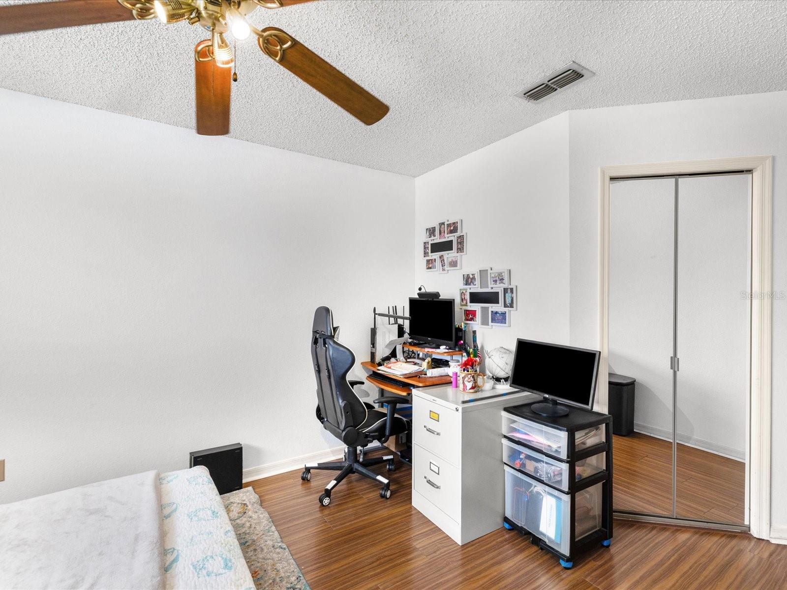2538 W BROOK LN — photo 17