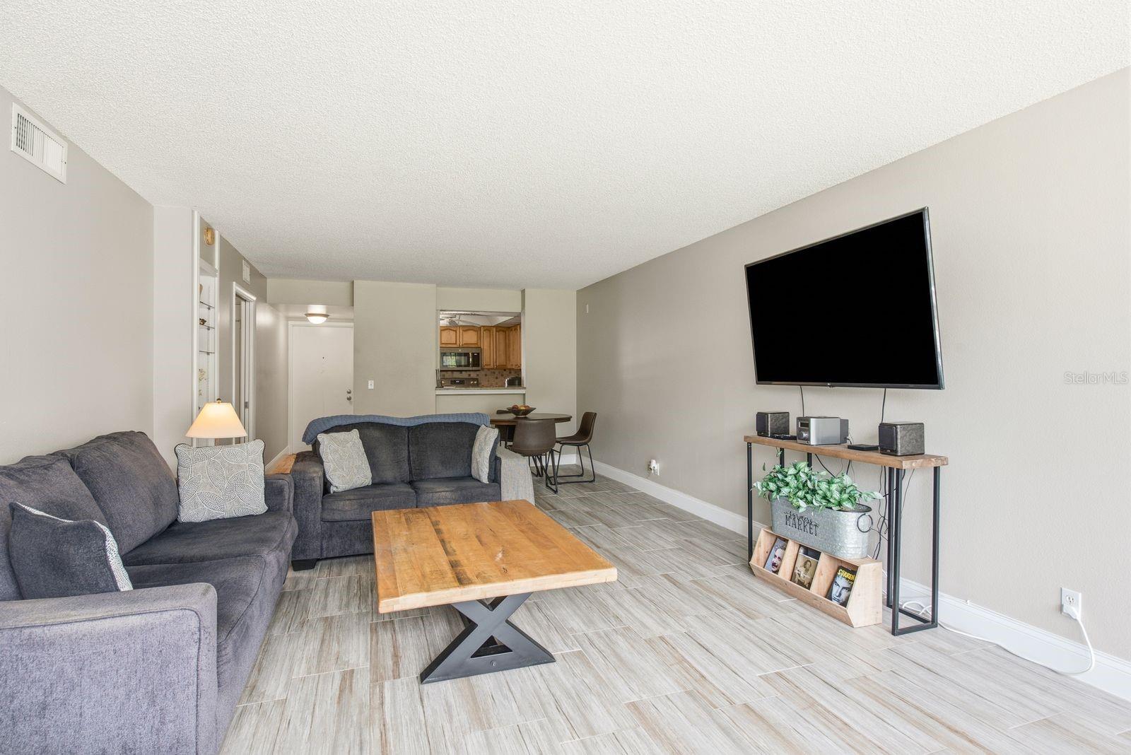 2621 COVE CAY DR #203 — photo 18