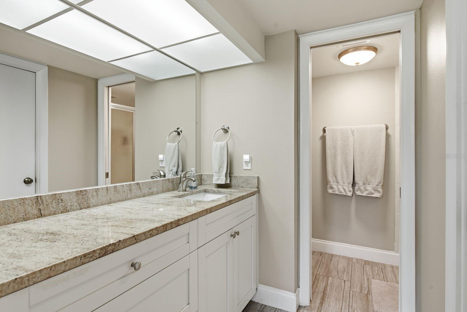 2621 COVE CAY DR #203 — photo 24