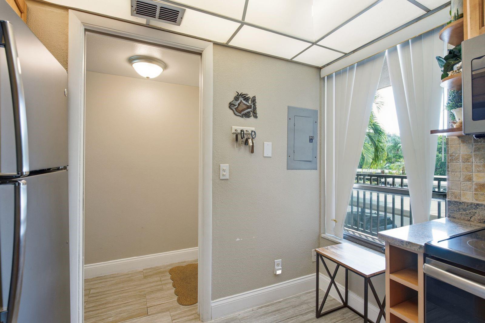 2621 COVE CAY DR #203 — photo 12