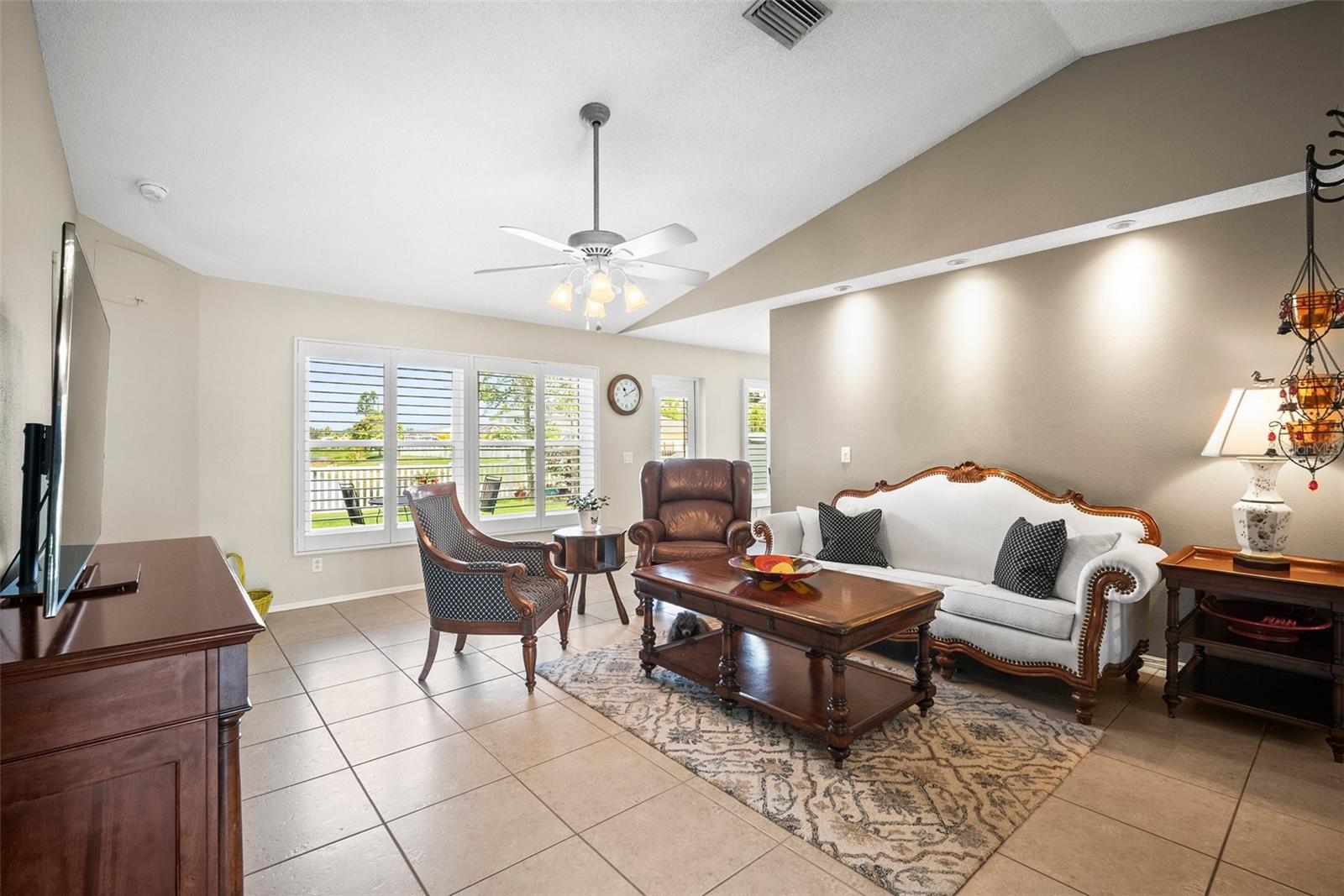 4194 BANBURY CIR — photo 15